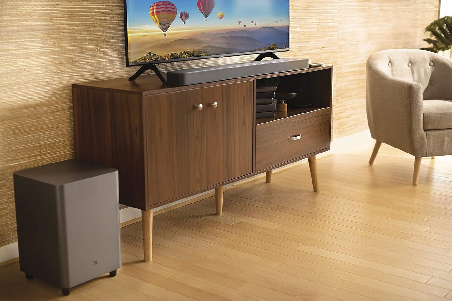 Barra de sonido JBL con subwoofer, configuración de canales 5.1